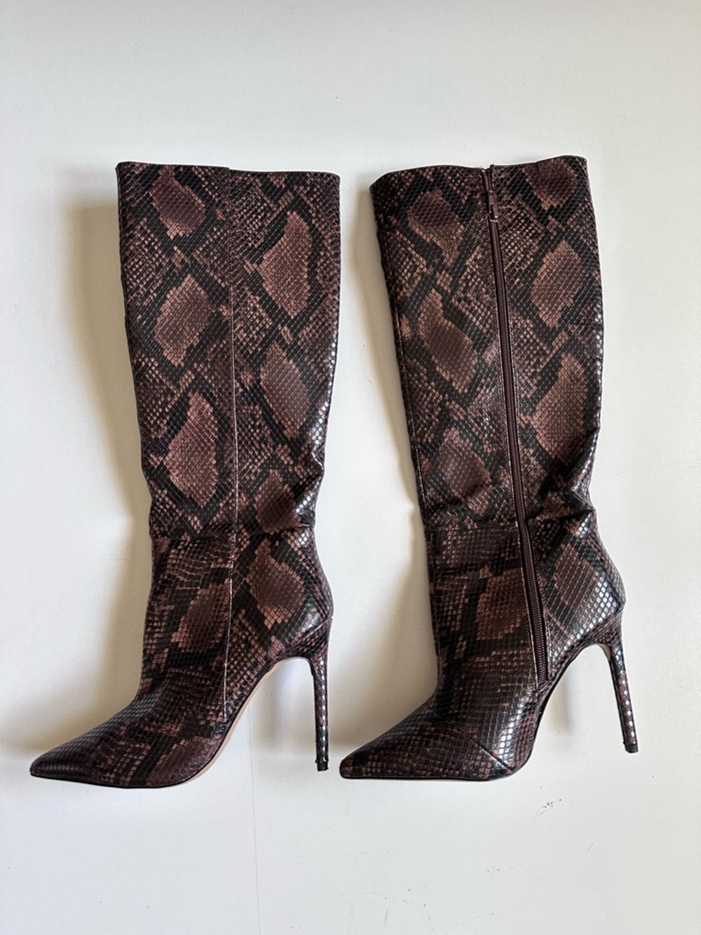 Express Brown Red Python Embossed Tall Boots Size 7 - Picture 2 of 4